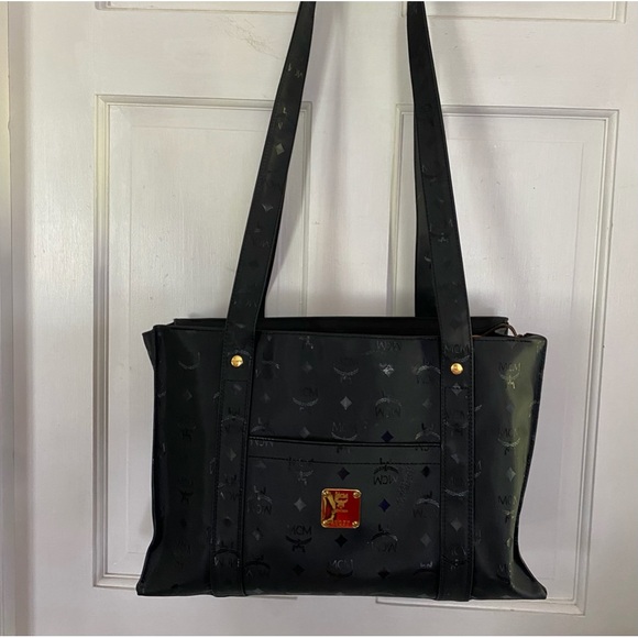 MCM VISETOS TOTE - Picture 1 of 13